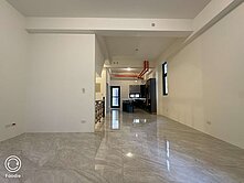 單元二益豐莊園 全新邊間電梯別墅5房雙車