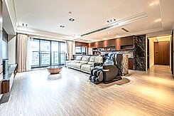 漫步愛河｜聯上草玥｜捷運四房雙平車