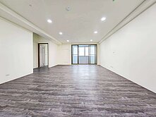 一坪免１５萬！買室內３４坪大三房車位｜視野次頂樓