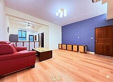 💖 凱旋國小第一排 6房3衛 4+5樓 688萬