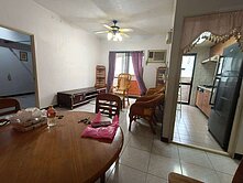 高指名社區國泰維也納2房車