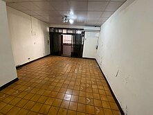 基隆省立醫院旁二樓