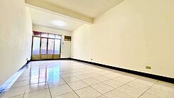 世運旁莒光市場使用大空間漂亮透天25053