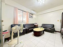 u~ 專任｜頭份真愛山莊｜稀有邊間大地坪雙車透天