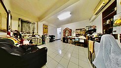 中山國小站。商三土地。都更可期。稀有透天。胖先生