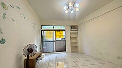 台中大里立人高中近全聯2樓兩房公寓