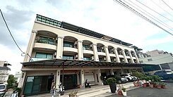 大寮翁園3年屋3套房門口停車透天