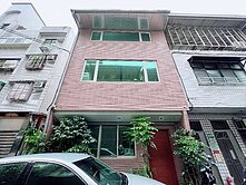 天母SOGO靜巷好停車透天~多家建商洽談中