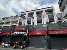 慈惠公園全新未住雙車庫電梯透天5樓店墅