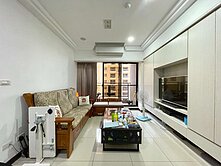 內壢站前、和耀真諦美裝潢電梯三房車