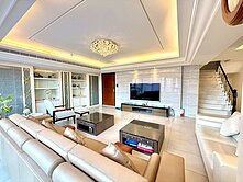 【鼎毅東坡硯】・頂樓景觀雙層宅｜4房雙車位