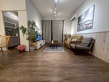 大遠百商圈一卡皮箱即可入住全新裝潢西門美三房