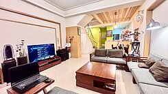 近文化中心高質感裝潢別墅可停二部車