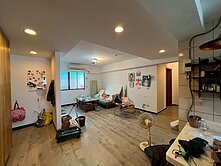 專任食品路超大三房車位