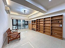 專任【昌益睿海】經典溫馨四房+連號雙平車