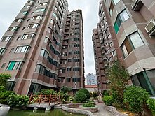 彰化市中山路龍寶臻邸近學區有車位可租