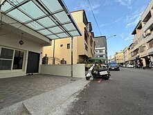 中信小胖~國泰建設臨10米路別墅~邊間全新整理4房