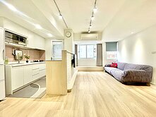  溫莎堡社區｜百萬裝潢拎包直接入住精美兩房含車位