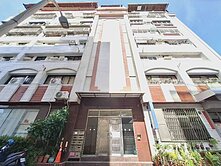 愛河旁三面採光華廈美二房