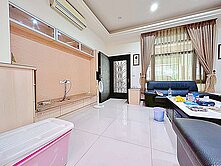 近漢神百貨輕屋齡雙車美墅