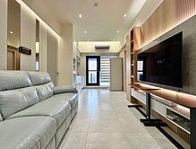 🚶散步美術館🌲🌲高樓視野2房2衛平車