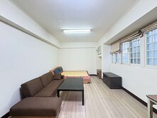 🏠【東區學府路｜八大學區低總價華廈套房】