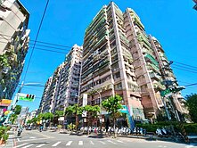 民德路高樓.三房坡平大車位/超級美屋