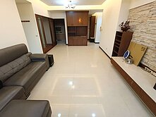 🍳🍳🍳菁英賞🍳🍳🍳公園路上稀有四房釋出