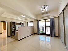 鳳山區精華地段  走路8分到捷運站 稀少3房平車