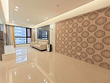 扶輪公園《雙峰滙》落雨松精美３房車