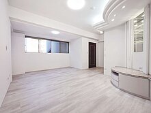 近一中商圈親親戲院育仁藝術林園三房平車