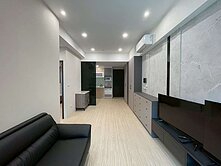 苗栗高鐵站旁美兩房車位屋況近全新附裝潢&amp;三菱冷氣