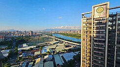 遠雄左岸紫金園高樓大棟距充電樁車位