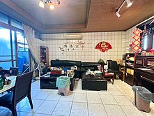 專專！機能核心靜巷首選1樓