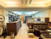 五期蛋黃區｜5.5大面寬｜門前方便停車樓店