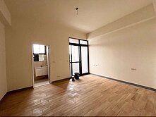 售 ☘️ 湖口市區全新中興六套電梯住店透天