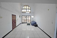 蔡佳宸★羅莊近醫院火車站轉運站市場挑高大坪數華廈