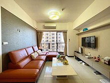 元生國小旁和耀真諦電梯兩房車