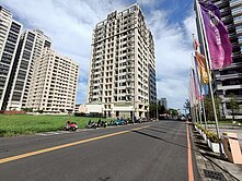 大學綻 三房+大平車