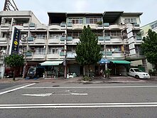 自由大道・醒目店面