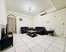 楠梓雙捷運活巷透天