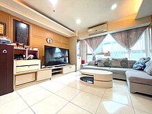 21阿宏專營~當代藝術三面採光層峰景觀裝潢4房車