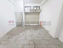 東區崇德商圈未住如新電梯雙車透天