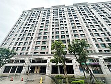 新捷市★ღ高樓景觀邊間衛浴開窗2房車B1平面車位 