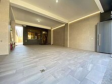 北屯、三面採光、四套房、多車庫、富人豪宅電梯墅