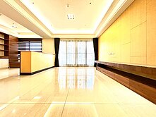 惠宇山曦四改三，雙連號車位~明韻