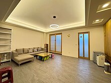 ⚠️❤️麥寮霄仁蛋黃區10年七米大面寬可停雙車別墅