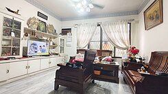 精武車站前院停車美別墅