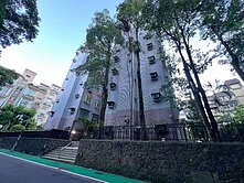 內湖溫馨宅｜45坪(含車)一樓大空間＋坡平車位