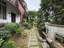 中豐路旁花園別墅